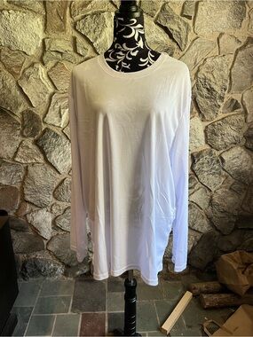 New With Tags Unike White Long Sleeve Shirt 2XL